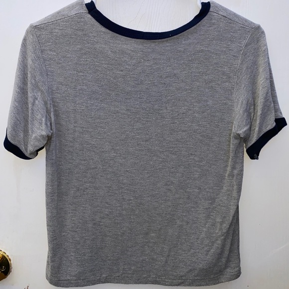 Brandy Melville Tee - Picture 2 of 3
